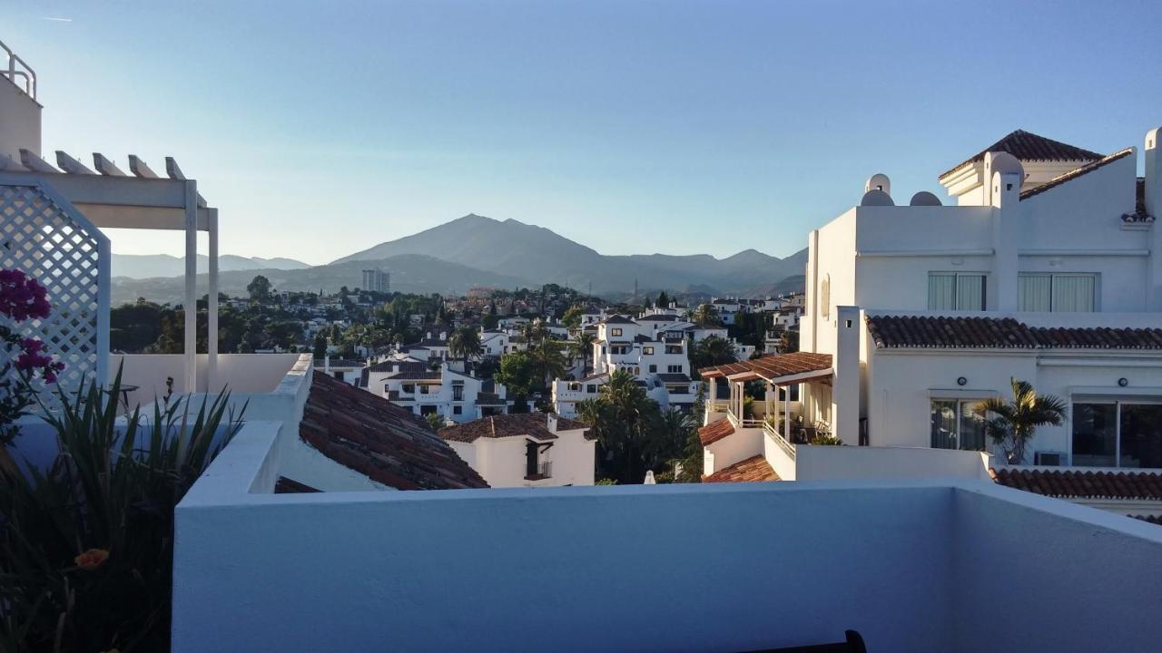 Spacious, Fresh And Fantastic Views Apartment *