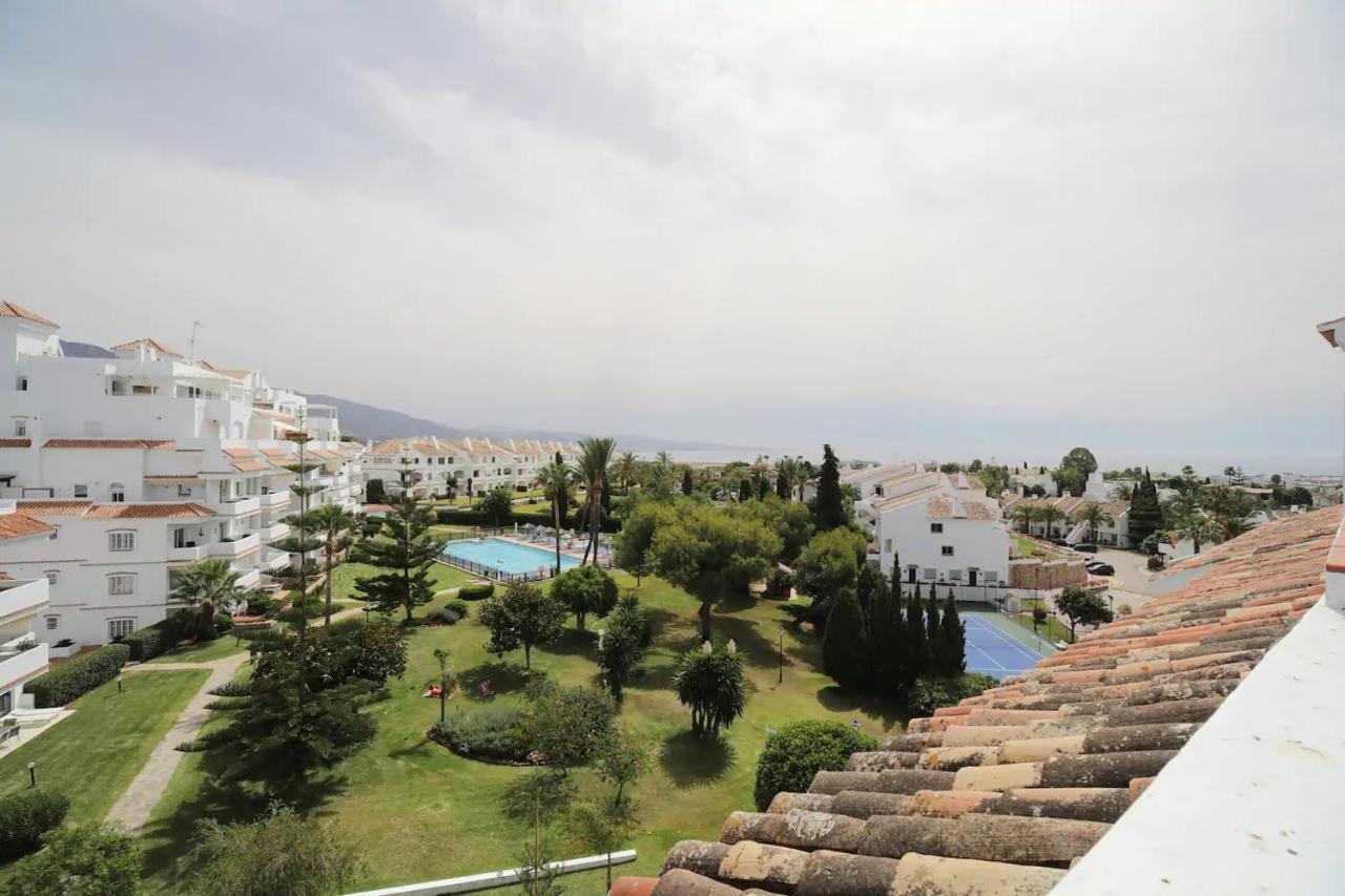 Spacious, Fresh And Fantastic Views *